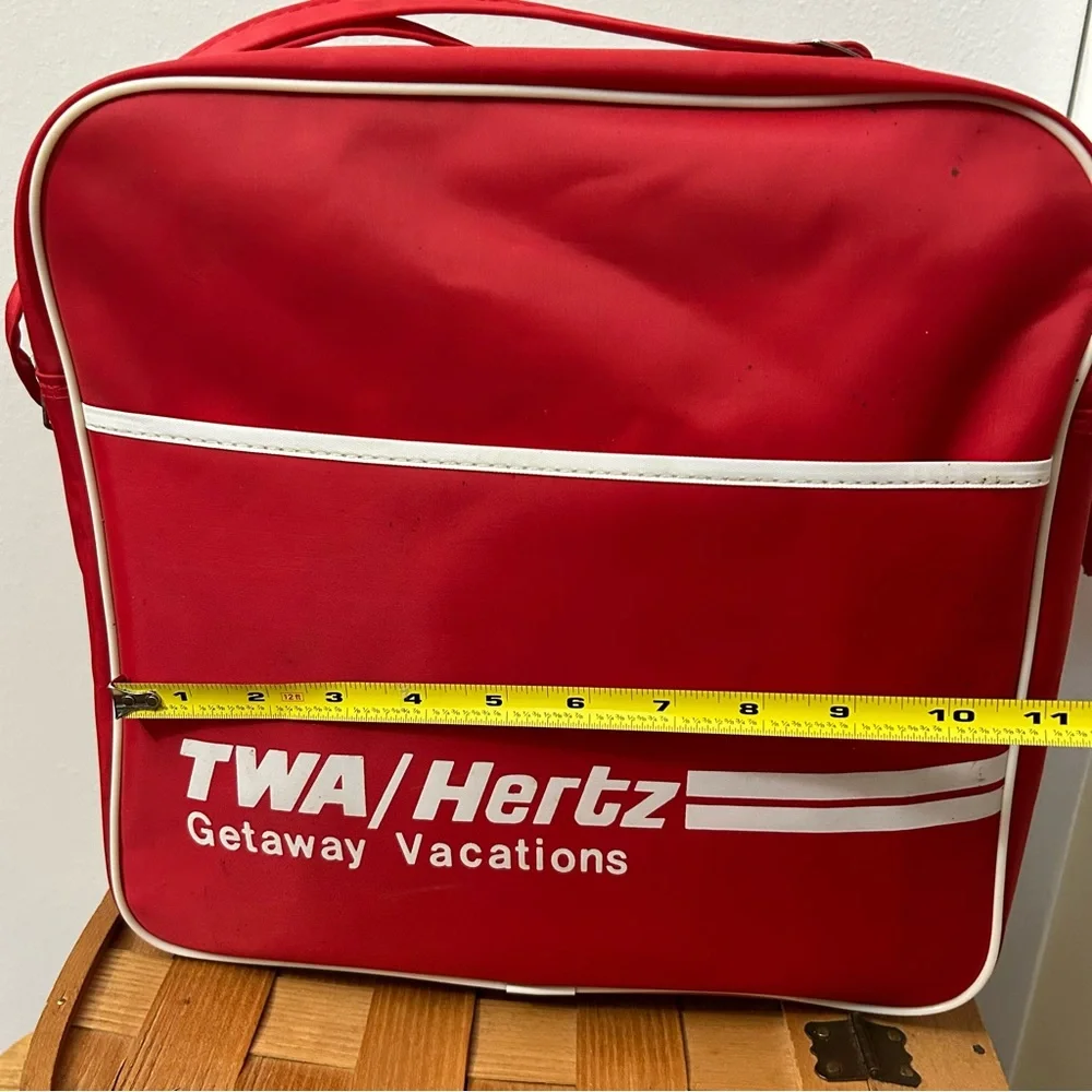 Vintage/Retro TWA/ Hertz Getaway Vacation Bag